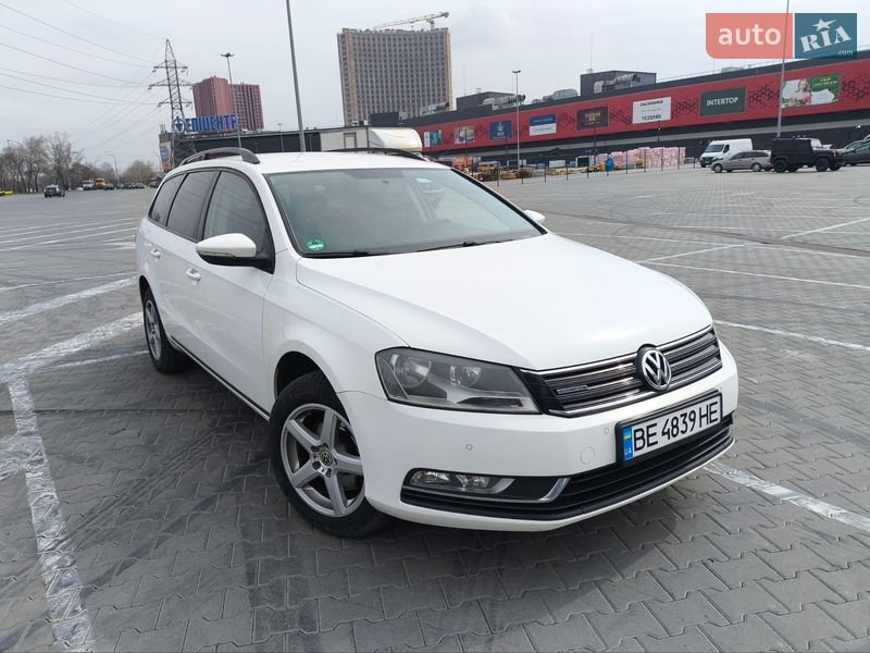 Volkswagen Passat 2011