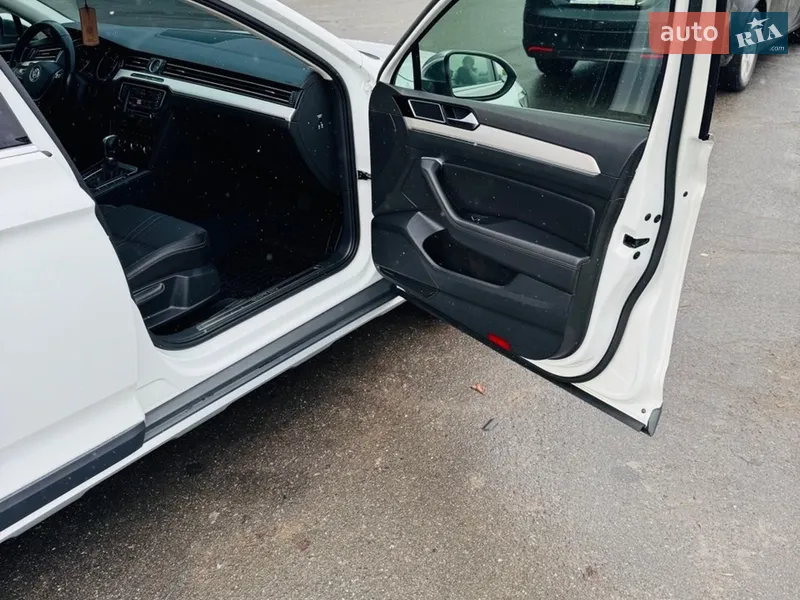 Volkswagen Passat 2016 VIN WVWZZZ3CZHE101094 фото оголошення 19 з 66