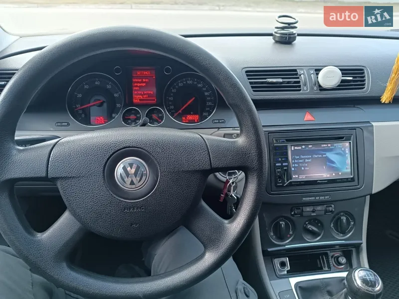 Volkswagen Passat 2005 VIN WVWZZZ3CZ6P000200 фото оголошення 8 з 74