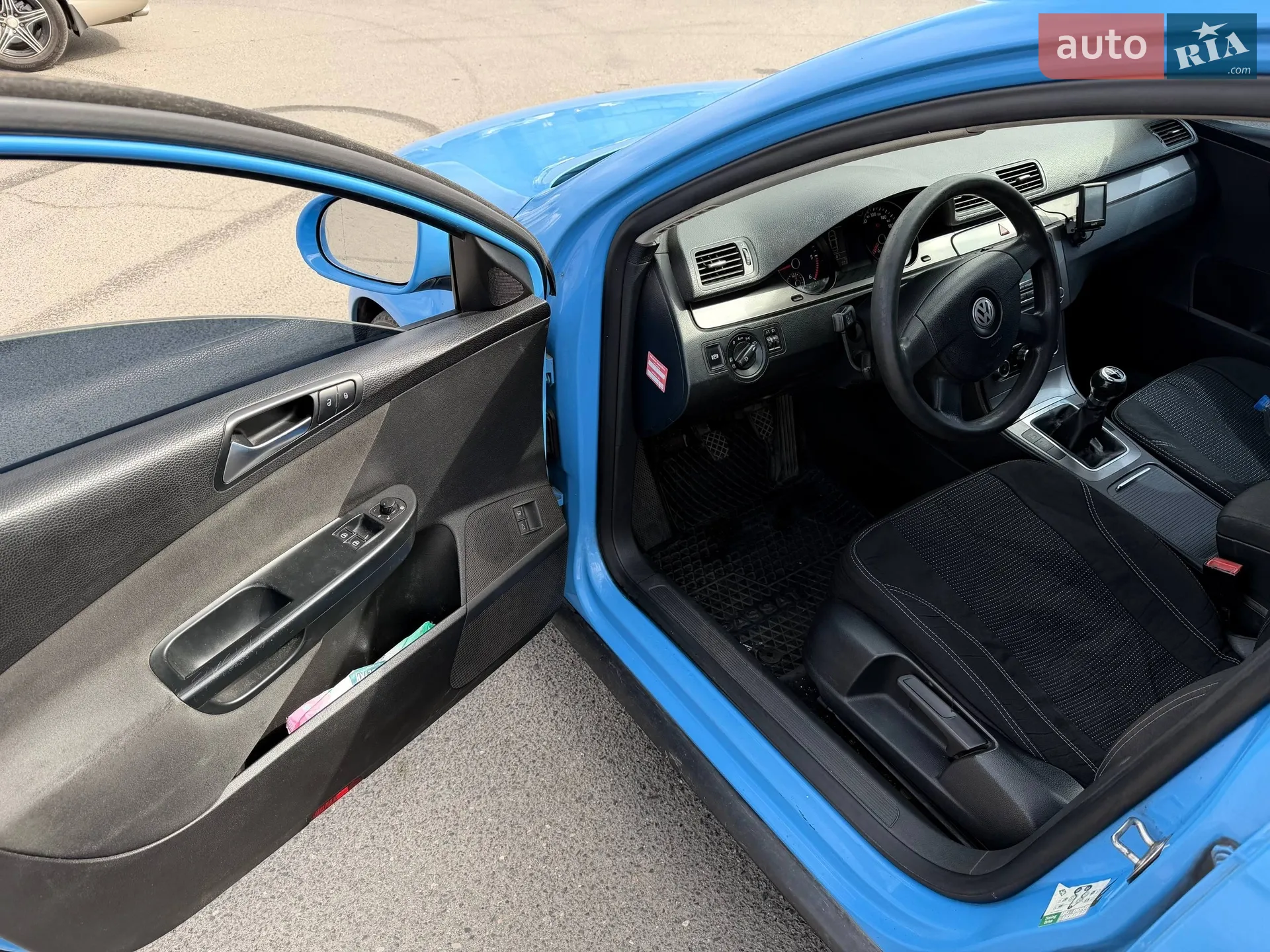 2010 Volkswagen Passat - мініатюра 30