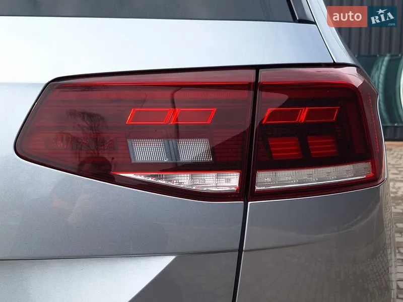 Volkswagen Passat 2020 VIN WVWZZZ3CZLE068479 фото оголошення 11 з 82