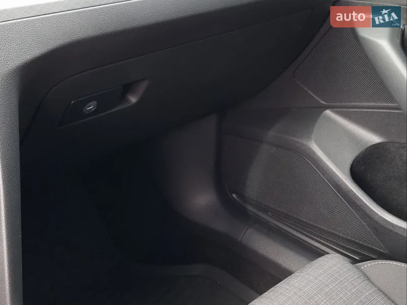 Volkswagen Passat 2020 VIN WVWZZZ3CZLE068479 фото оголошення 21 з 82