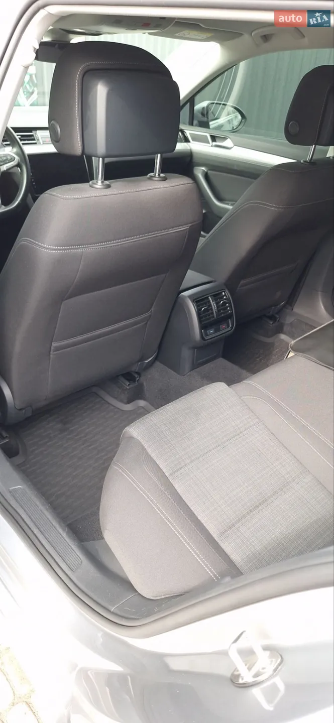 Volkswagen Passat 2020 VIN WVWZZZ3CZLE068479 фото оголошення 32 з 52
