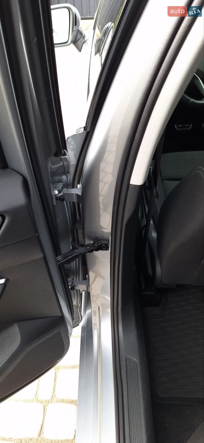 Volkswagen Passat 2020 VIN WVWZZZ3CZLE068479 фото оголошення 35 з 52