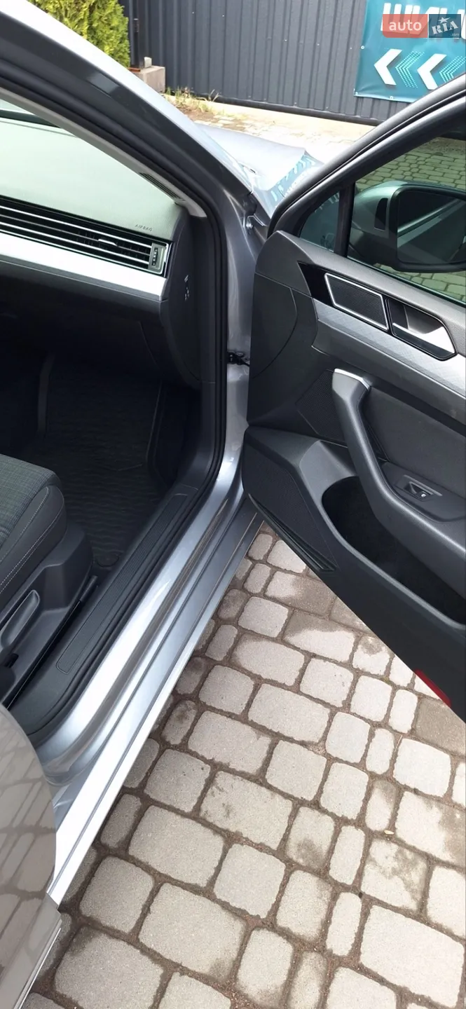 Volkswagen Passat 2020 VIN WVWZZZ3CZLE068479 фото оголошення 36 з 52