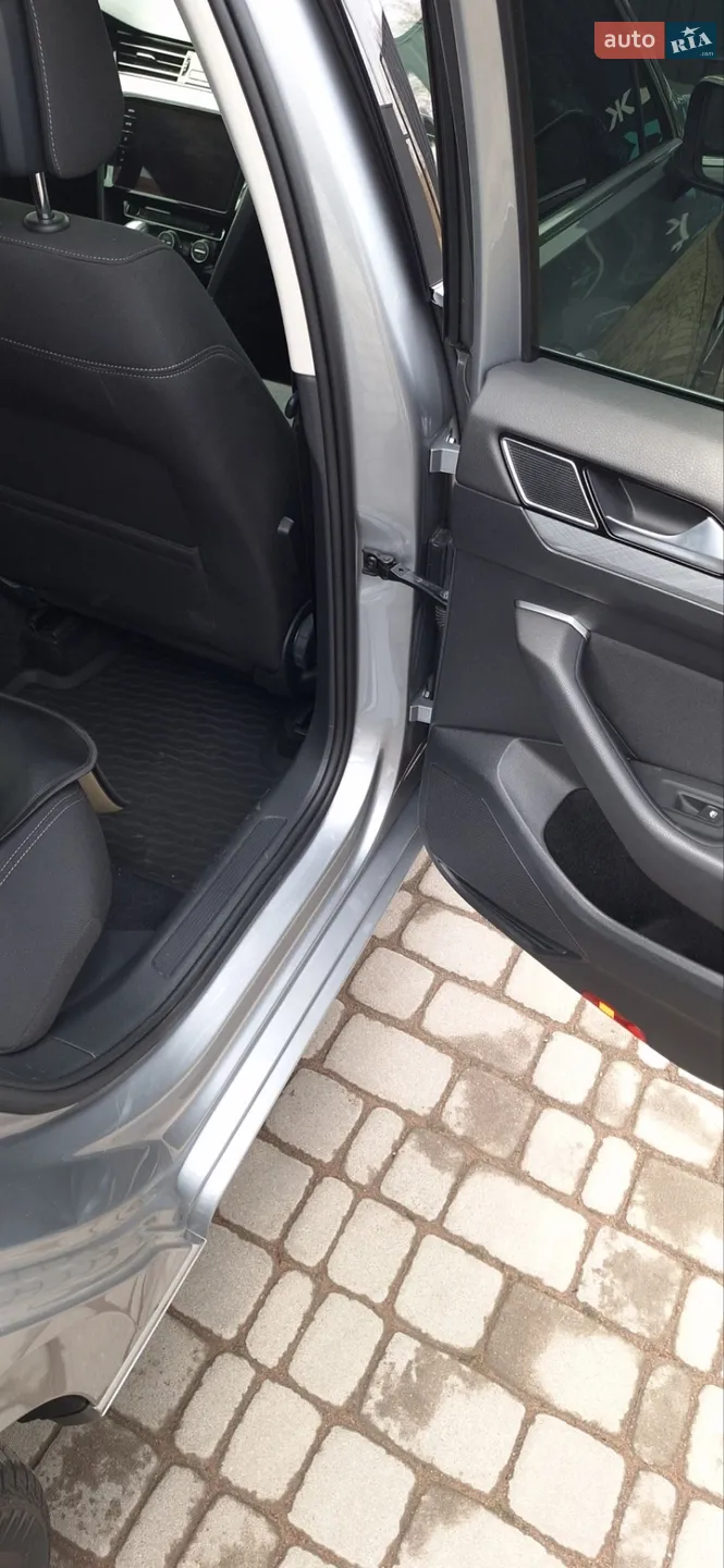 Volkswagen Passat 2020 VIN WVWZZZ3CZLE068479 фото оголошення 39 з 52