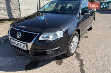 Седан Volkswagen Passat 2008 в Житомире