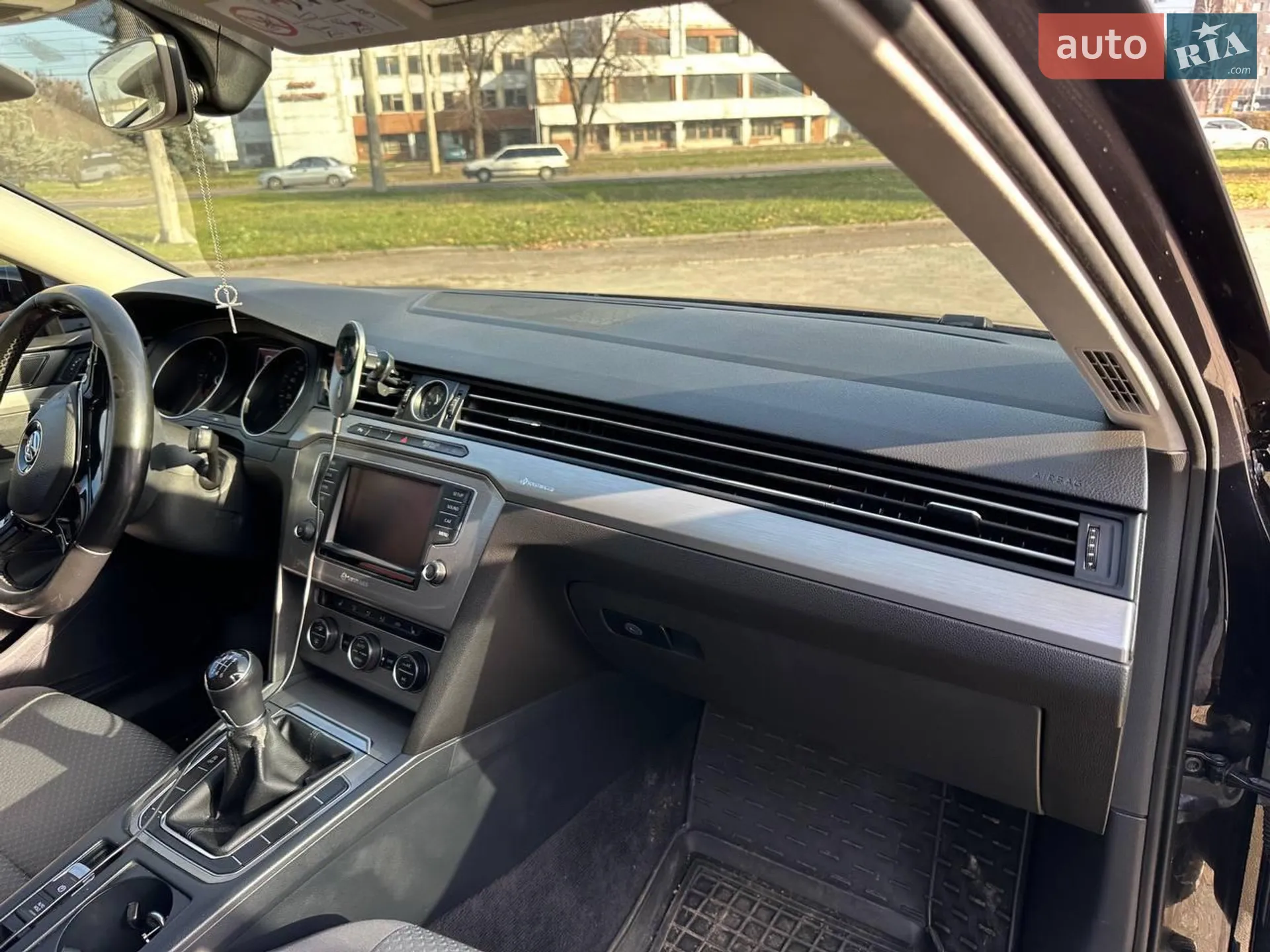 2015 Volkswagen Passat - мініатюра 26