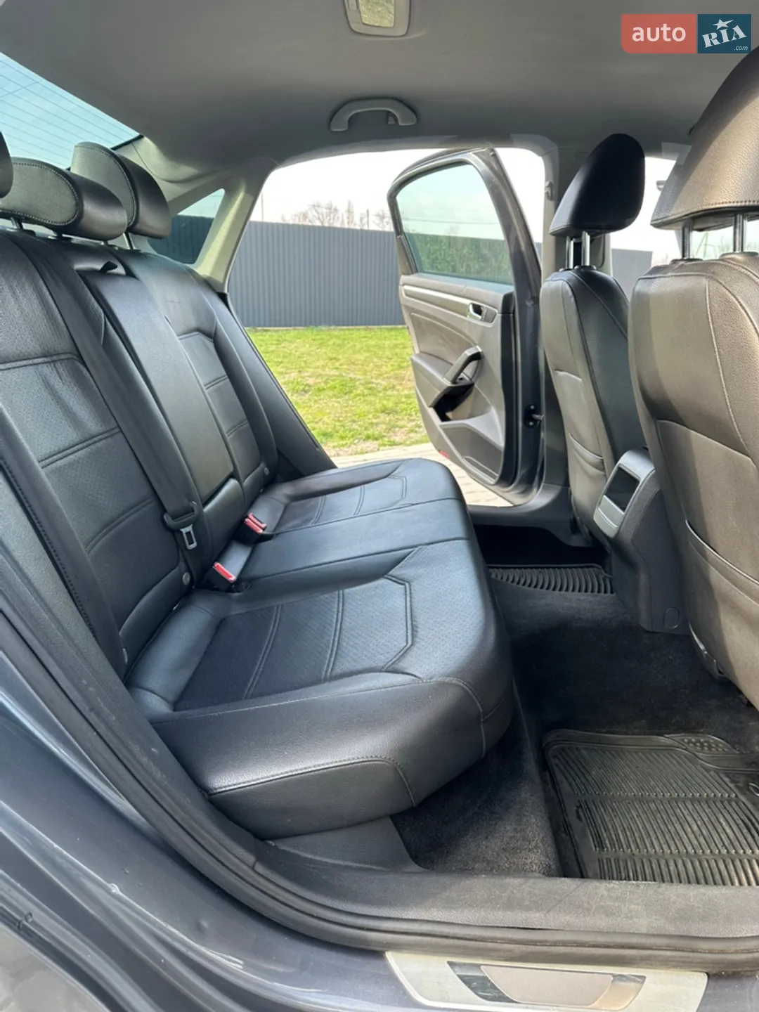 2017 Volkswagen Passat - мініатюра 16