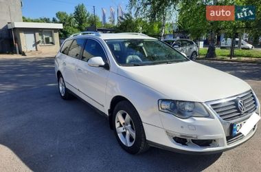 Універсал Volkswagen Passat 2009 в Черкасах