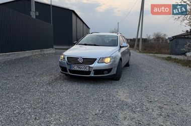 Універсал Volkswagen Passat 2005 в Івано-Франківську