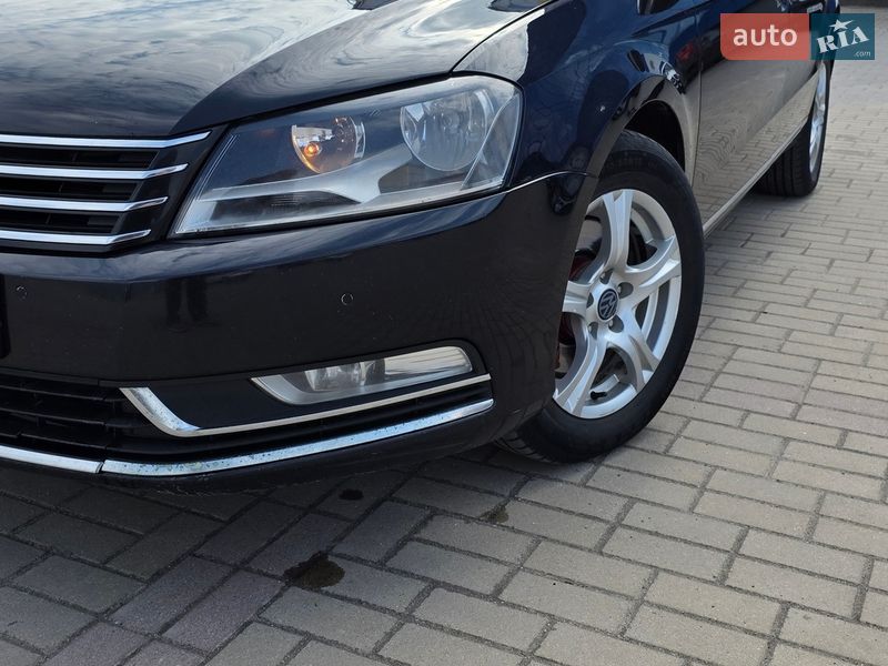Универсал Volkswagen Passat 2011 в Хмельницком