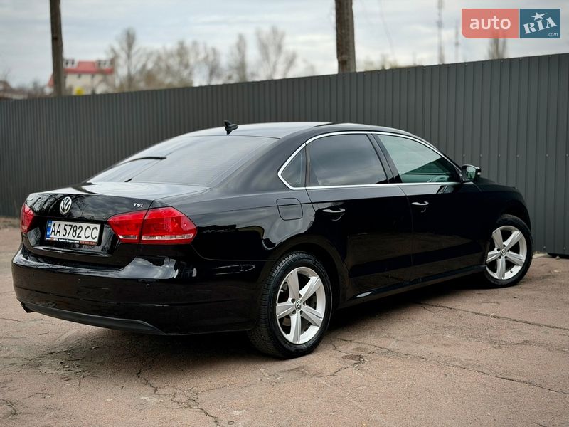 Седан Volkswagen Passat 2014 в Киеве