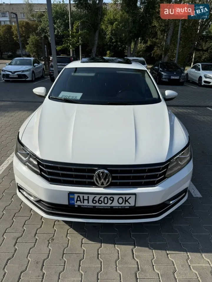 2016 Volkswagen Passat - мініатюра 22