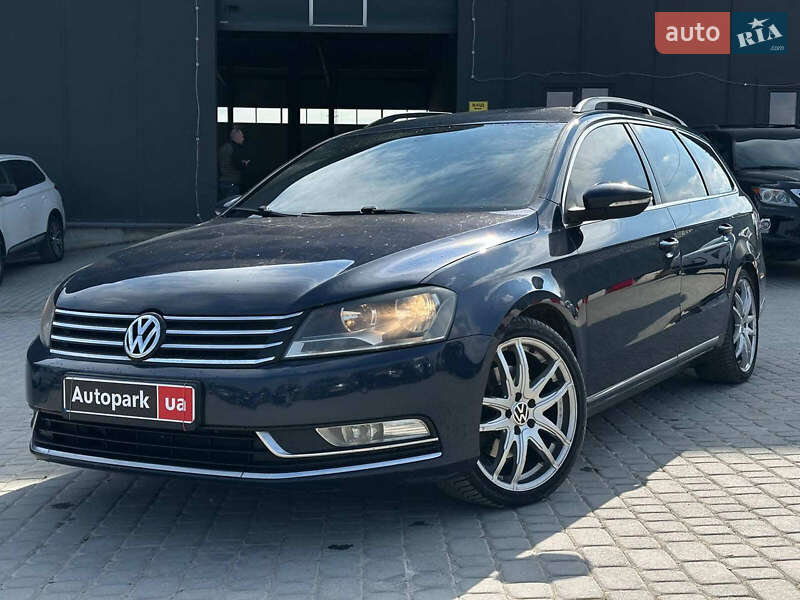 Volkswagen Passat 2011