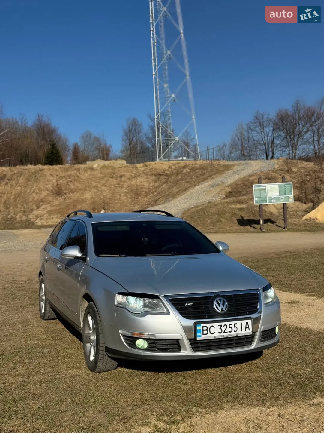 2010 Volkswagen Passat - фото 1