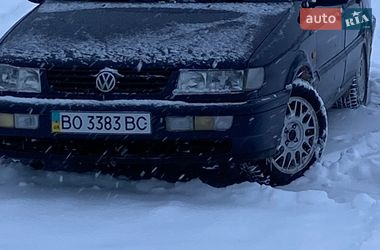 Седан Volkswagen Passat 1995 в Теребовле