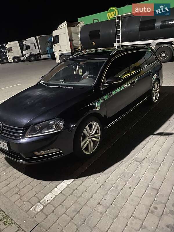 Volkswagen Passat 2011