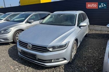 Универсал Volkswagen Passat 2018 в Львове