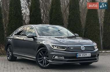 Седан Volkswagen Passat 2016 в Рівному