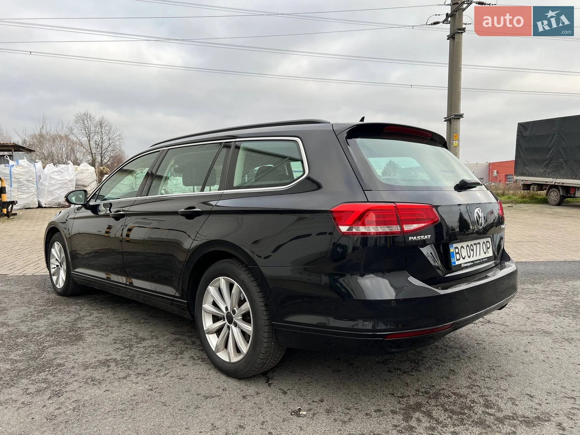 2016 Volkswagen Passat - мініатюра 12