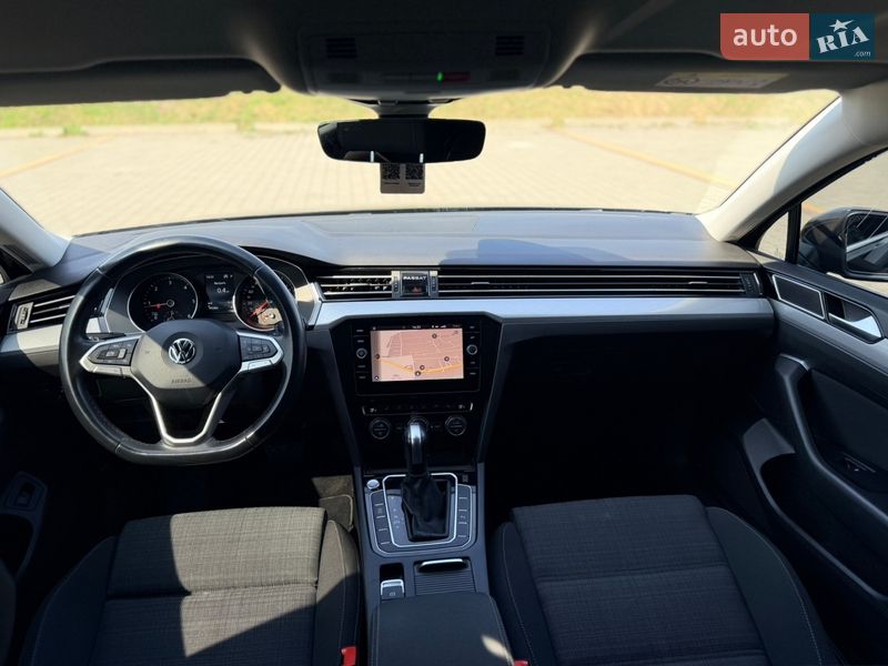 Универсал Volkswagen Passat 2020 в Львове
