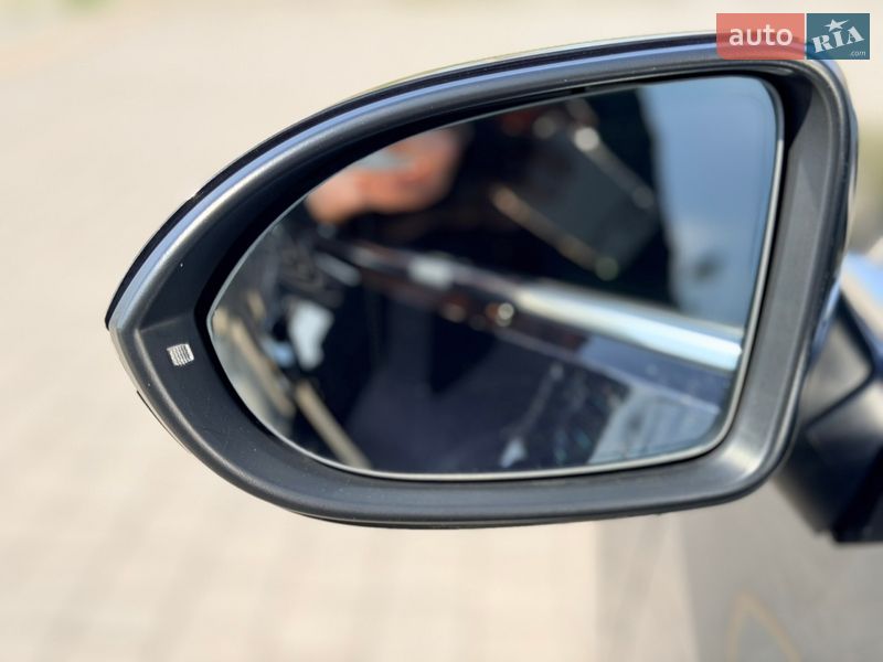 Универсал Volkswagen Passat 2020 в Львове