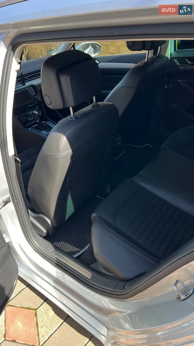 2015 Volkswagen Passat - мініатюра 16