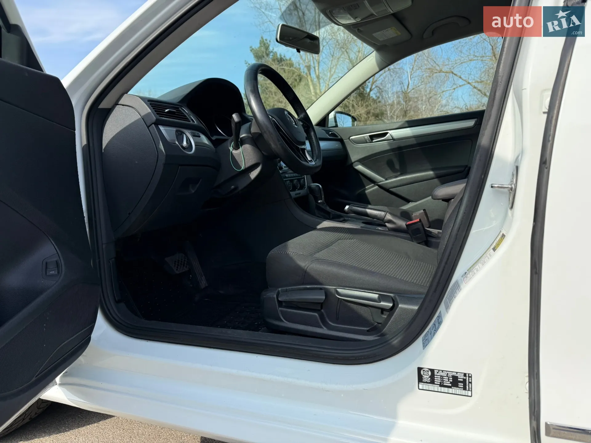 2015 Volkswagen Passat - мініатюра 19