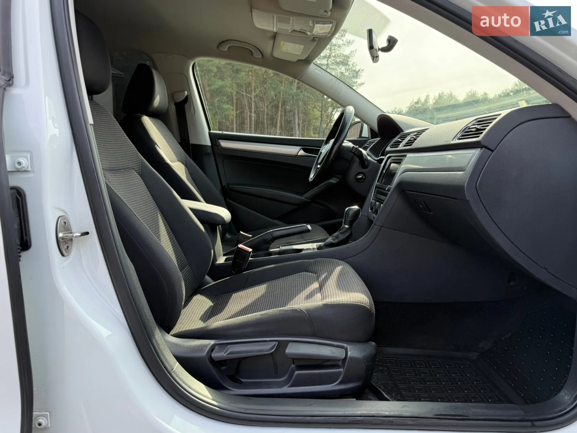 2015 Volkswagen Passat - мініатюра 27