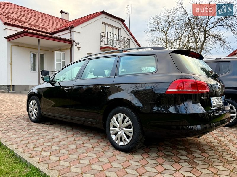 Універсал Volkswagen Passat 2011 в Львові