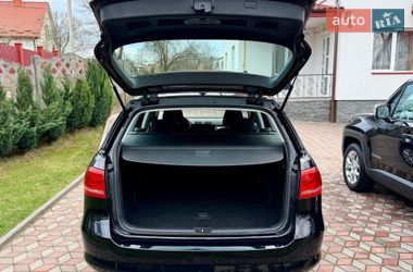 Універсал Volkswagen Passat 2011 в Львові