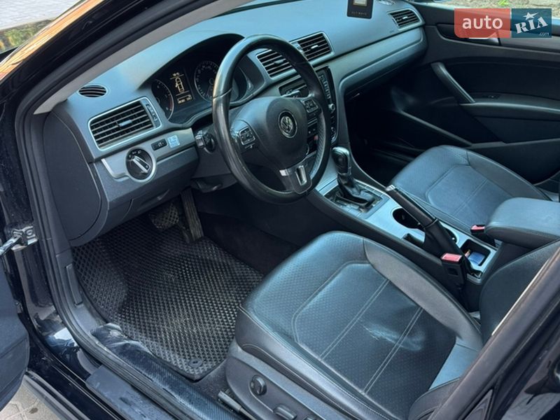 Седан Volkswagen Passat 2013 в Тернополе