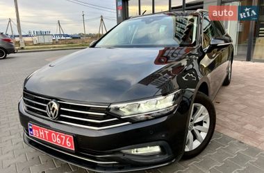 Универсал Volkswagen Passat 2020 в Ровно