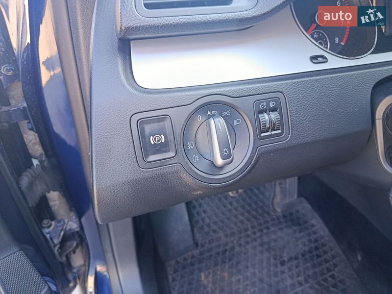 Универсал Volkswagen Passat 2009 в Черкассах