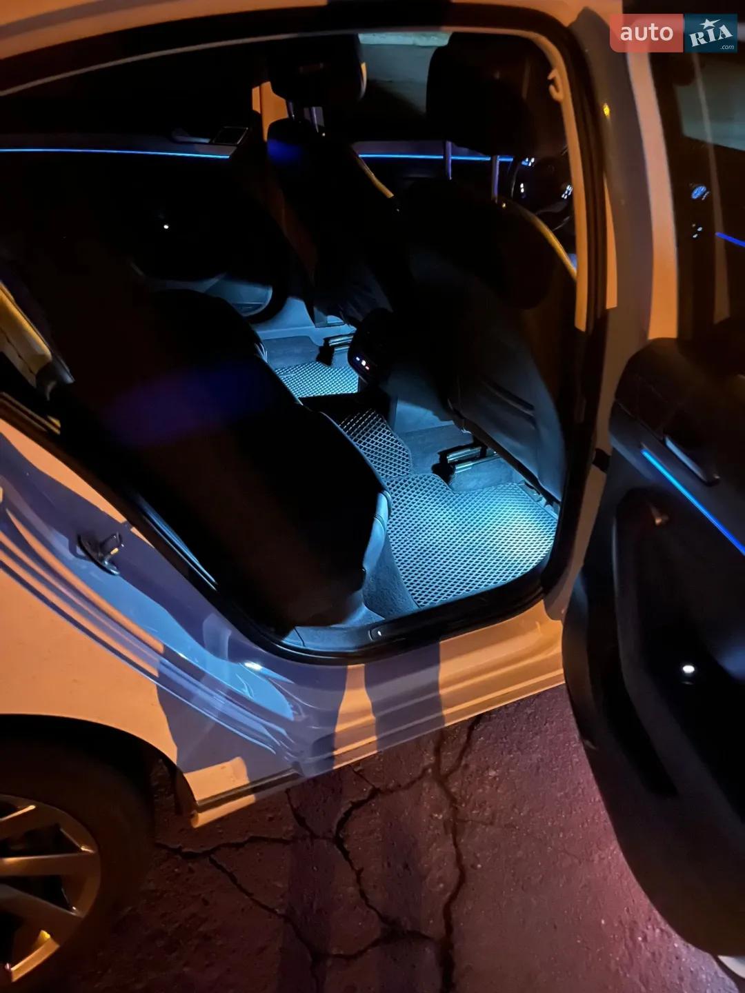 2016 Volkswagen Passat - мініатюра 15