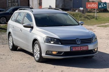 Універсал Volkswagen Passat 2012 в Камені-Каширському
