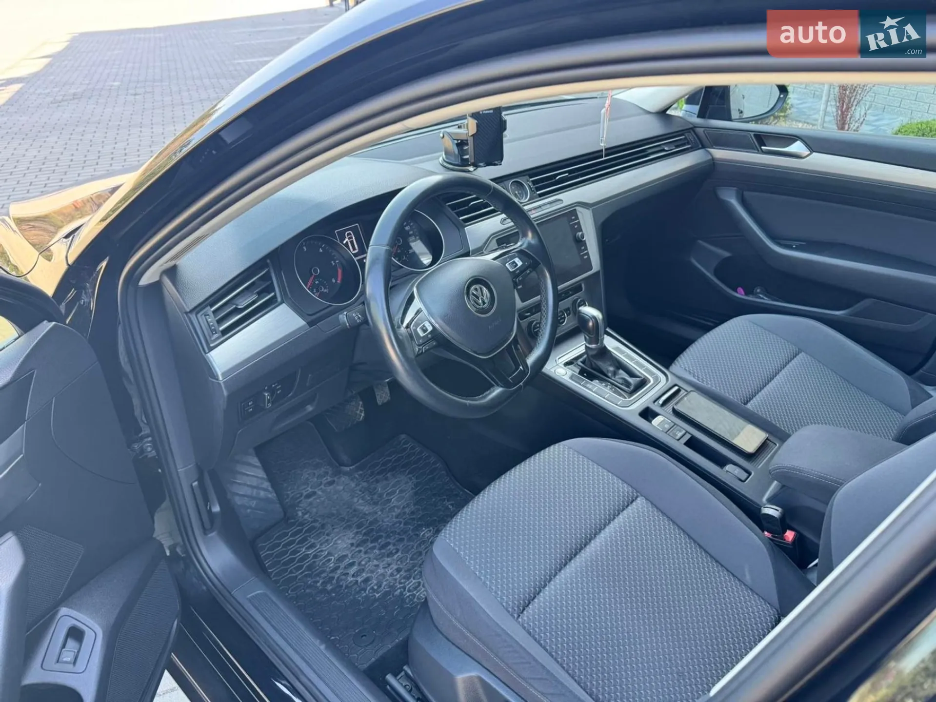 2019 Volkswagen Passat - мініатюра 5