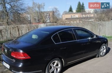 Седан Volkswagen Passat 2011 в Конотопі