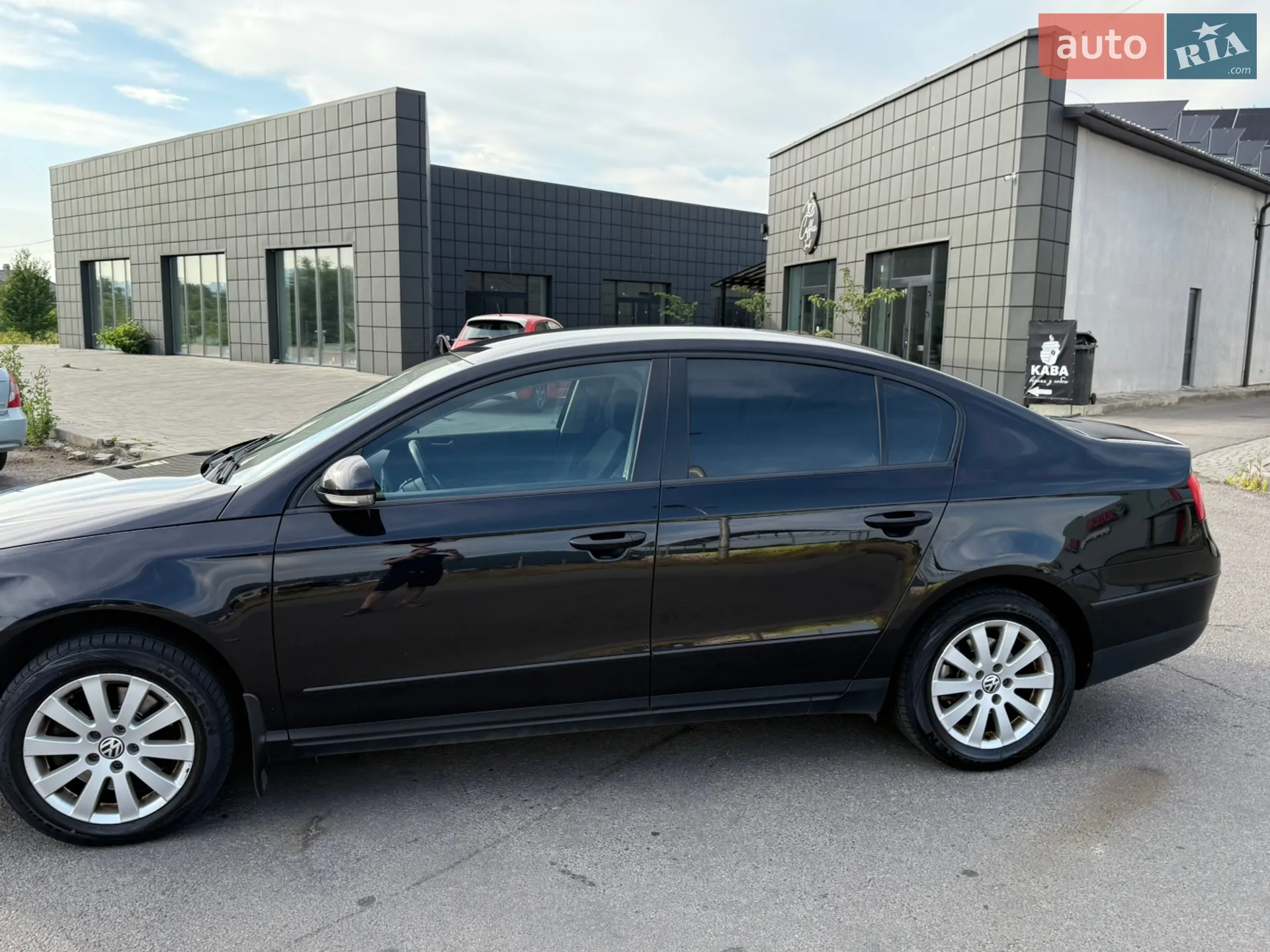 2010 Volkswagen Passat - мініатюра 28