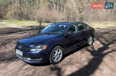 Седан Volkswagen Passat 2011 в Києві