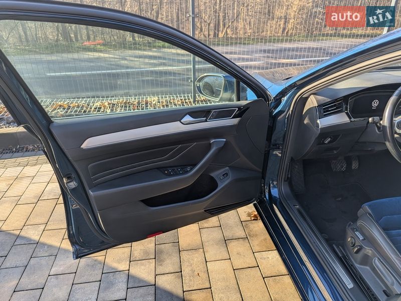 Универсал Volkswagen Passat 2020 в Львове