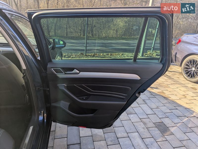Универсал Volkswagen Passat 2020 в Львове
