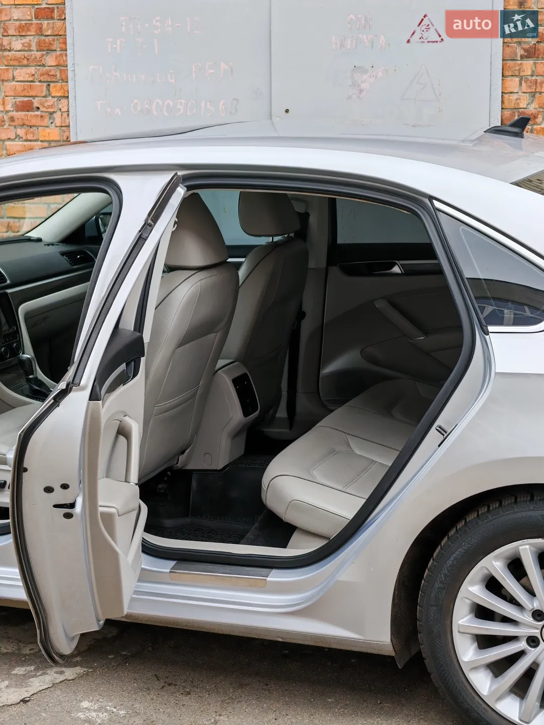 2017 Volkswagen Passat - мініатюра 9