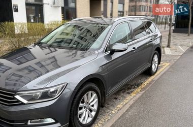 Універсал Volkswagen Passat 2017 в Києві
