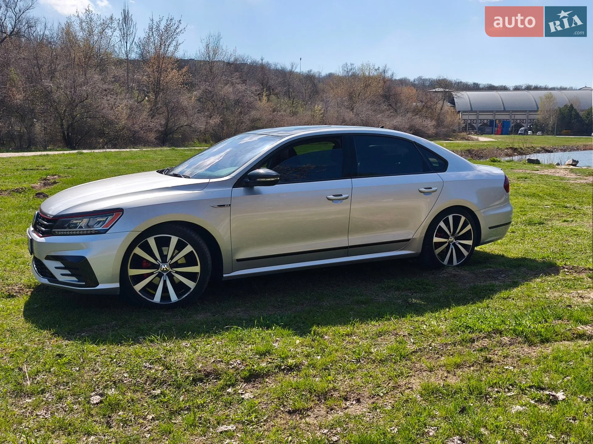 2018 Volkswagen Passat - мініатюра 2