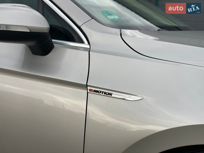 Универсал Volkswagen Passat 2016 в Калуше