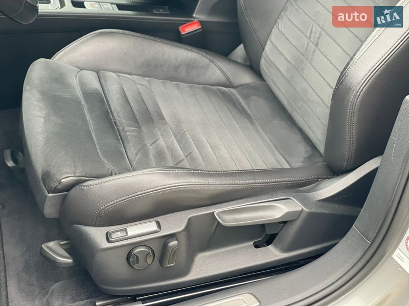 Универсал Volkswagen Passat 2016 в Калуше