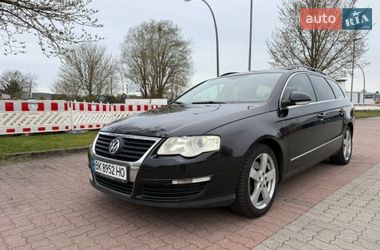 Универсал Volkswagen Passat 2006 в Сарнах