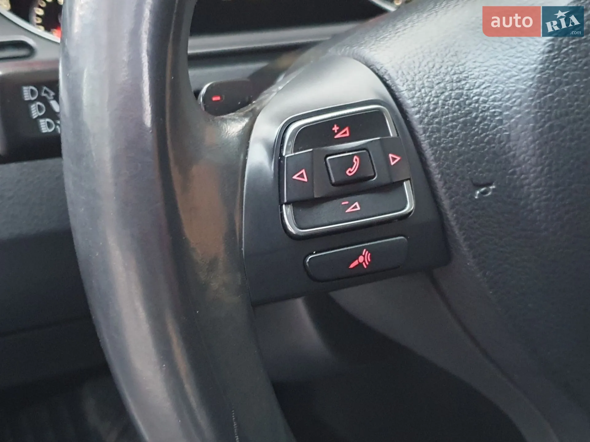 2011 Volkswagen Passat - мініатюра 9